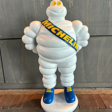 Beeld - Michelin pop kunststof beschilderd ca. 80cm